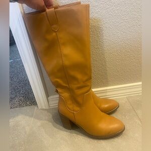 Women’s boots